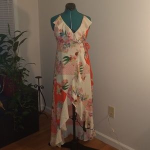 NWT Floral sundreas